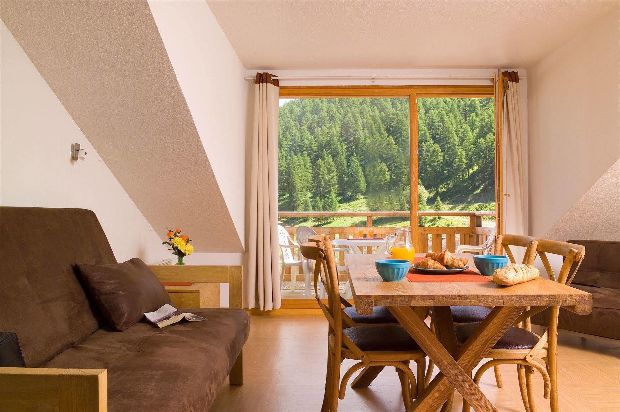 Madame Vacances Residence Le Parc Des Airelles Les Orres Eksteriør billede